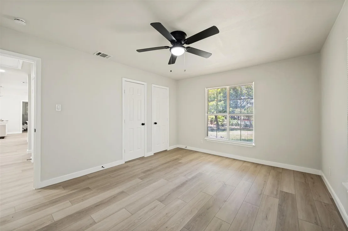 Photo of 112 Oriole Drive