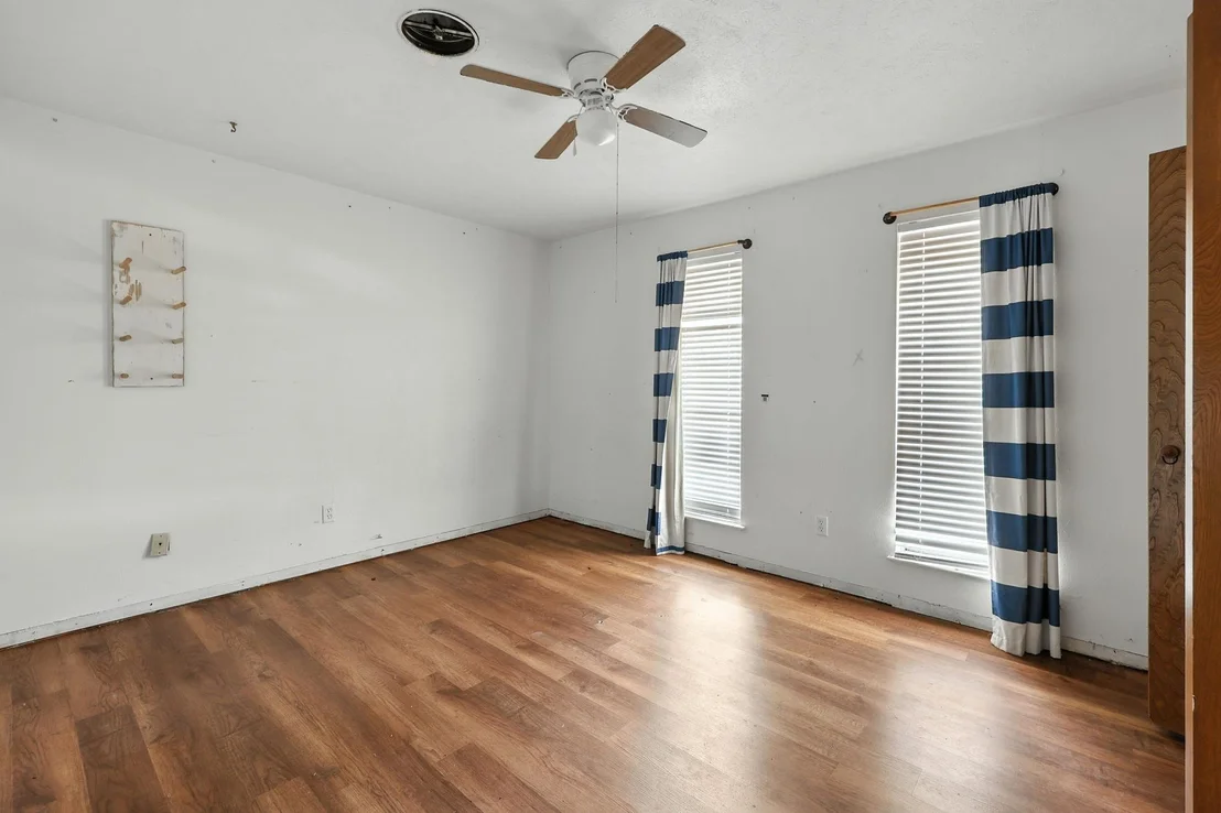 Photo of 2304 Royal Acres Drive