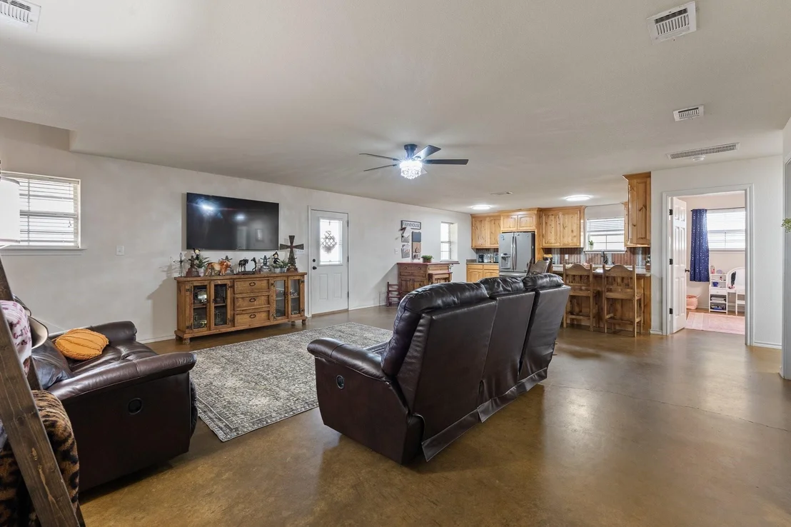 Photo of 685 County Road 1102