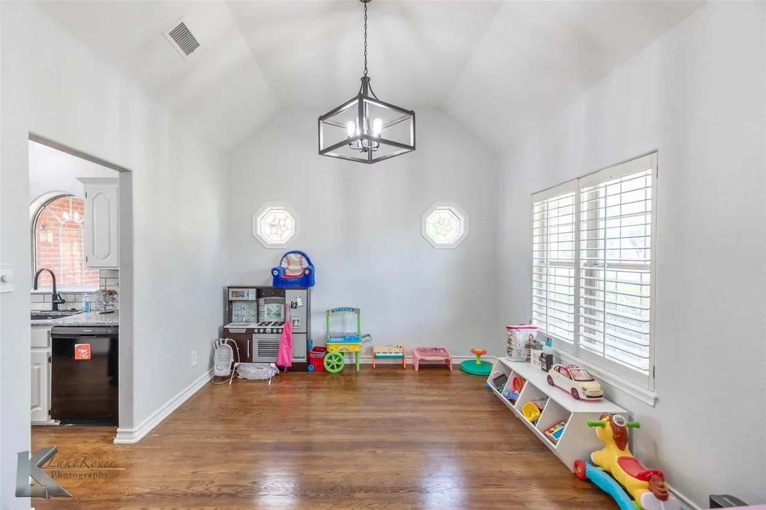 Photo of 8541 Saddle Creek Road