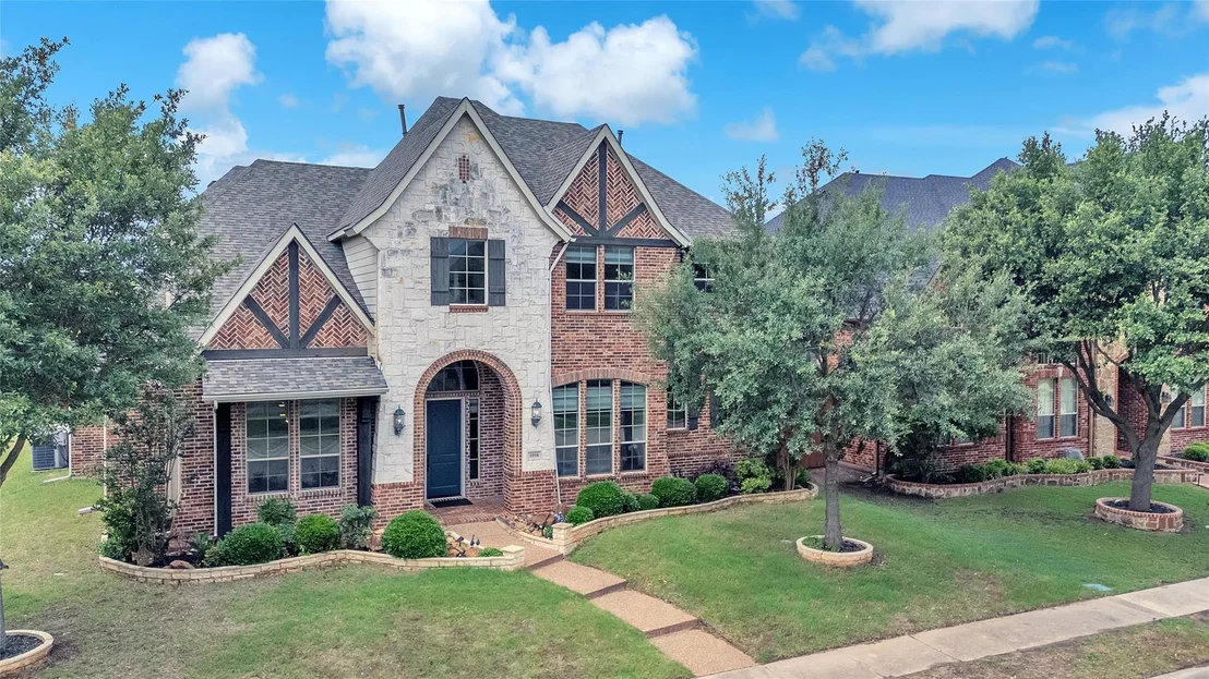 Photo of 1016 Burnet Drive