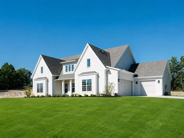 Photo of 1027 Twin Creeks Drive