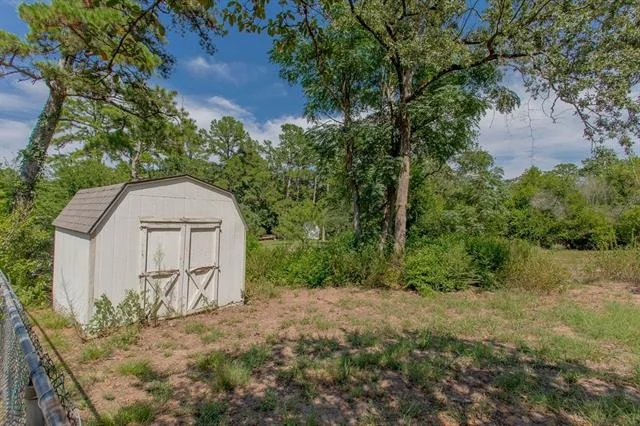 Photo of 321 Lakeview Drive