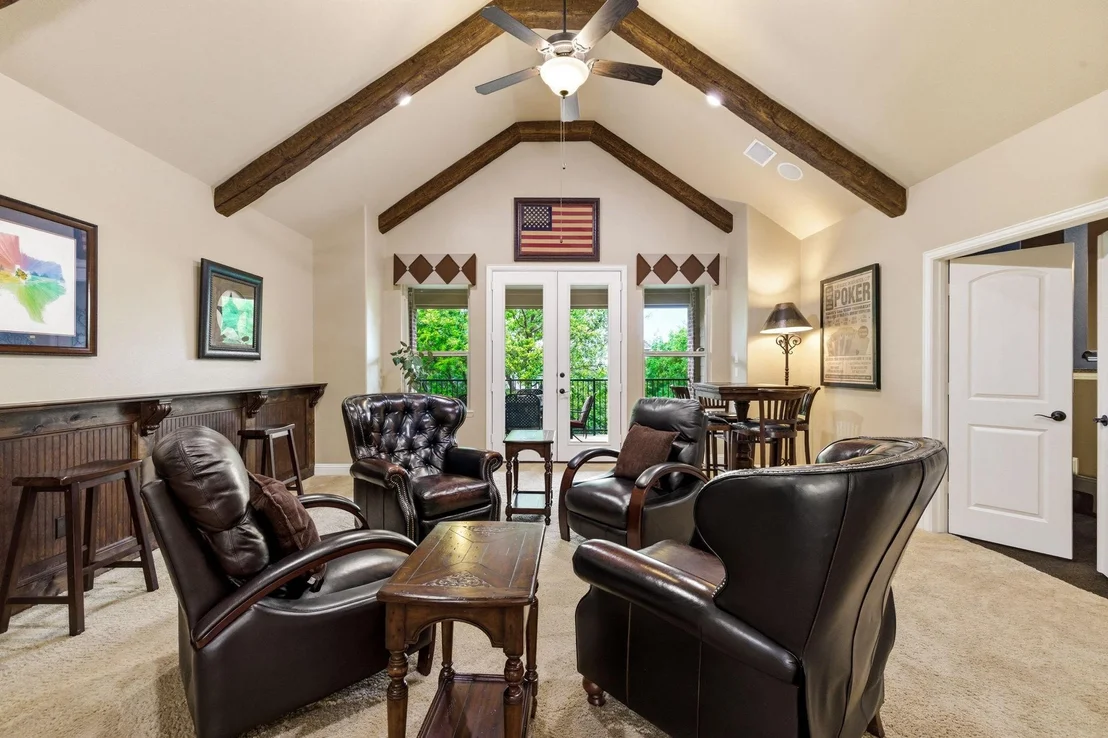 Photo of 3989 Benchmark Lane