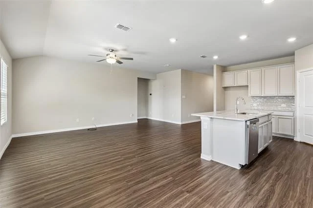 Photo of 416 Ronda Road