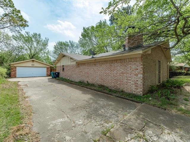 Photo of 2732 Foxcroft Circle