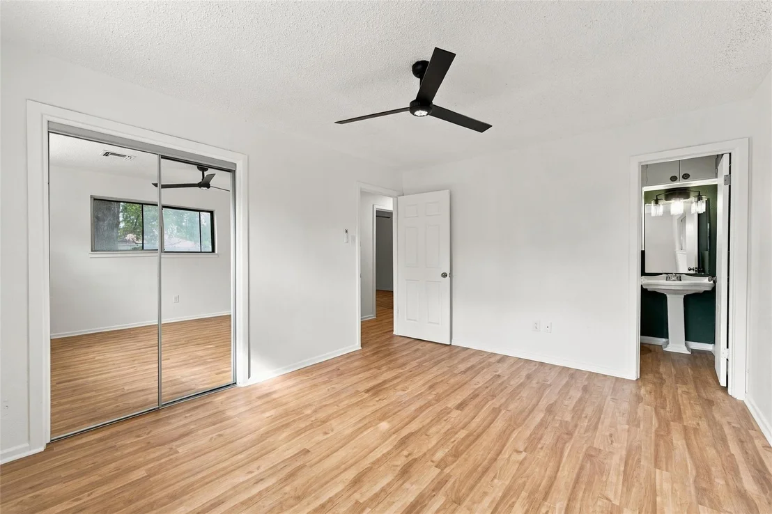 Photo of 1720 Mountainview Drive