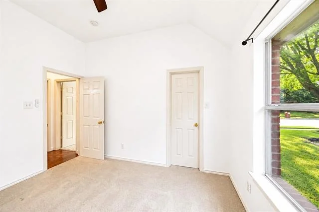 Photo of 306 Fairfax Drive