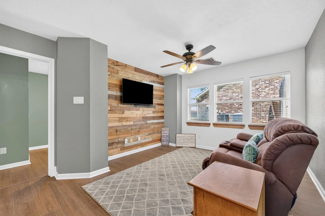 Photo of 132 Redbud Drive