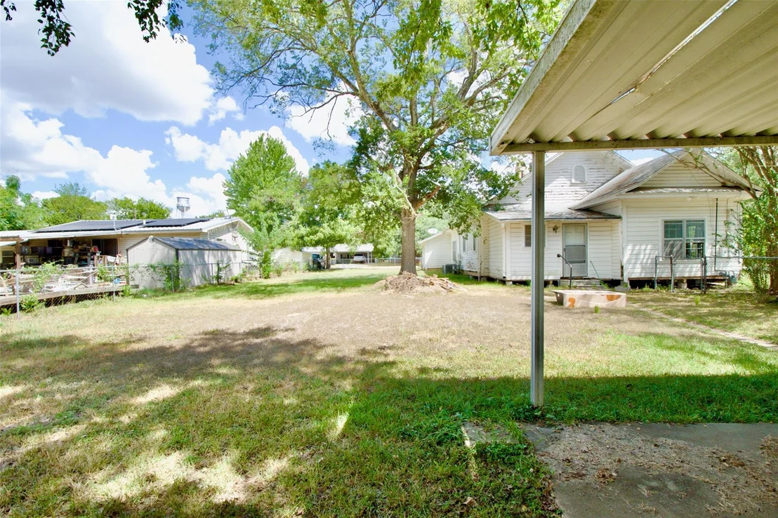 Photo of 1202 Tyler