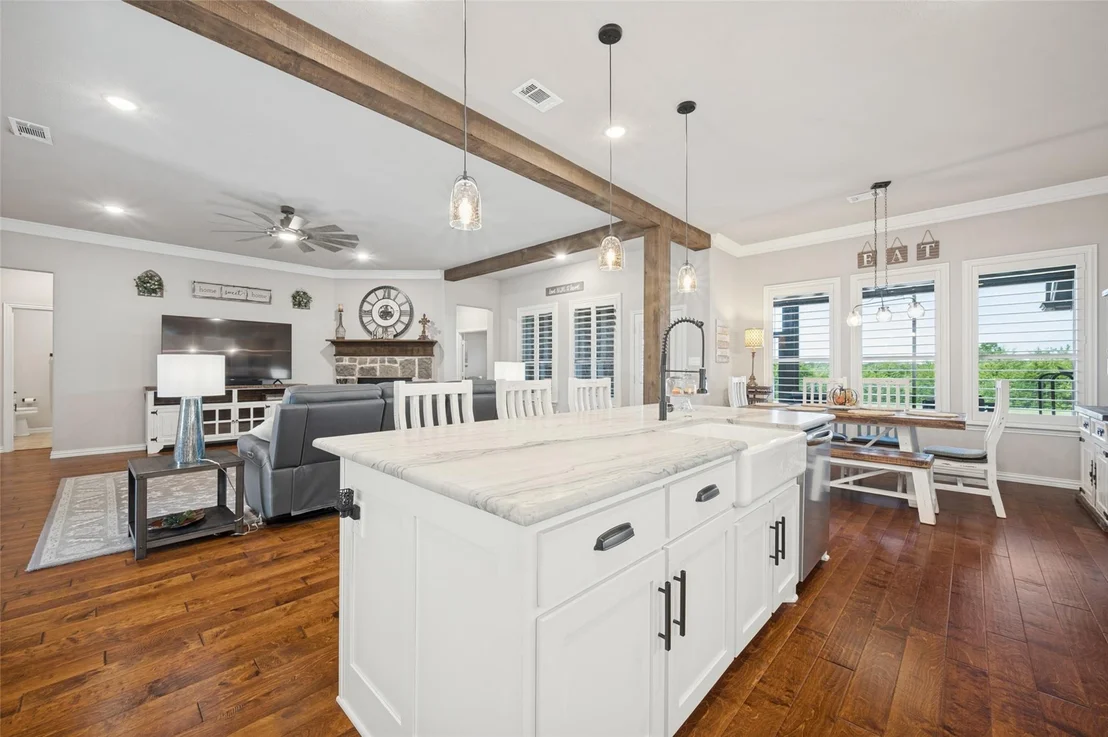 Photo of 4515 County Road 494