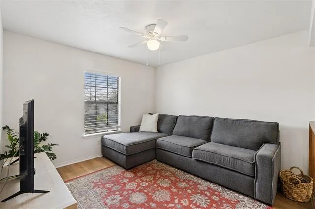 Photo of 5633 Powers Street