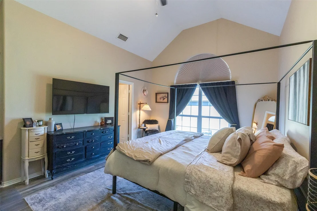 Photo of 4450 Cole Drive