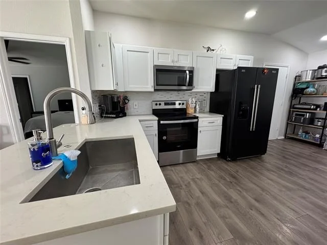 Photo of 4372 Onyx Drive