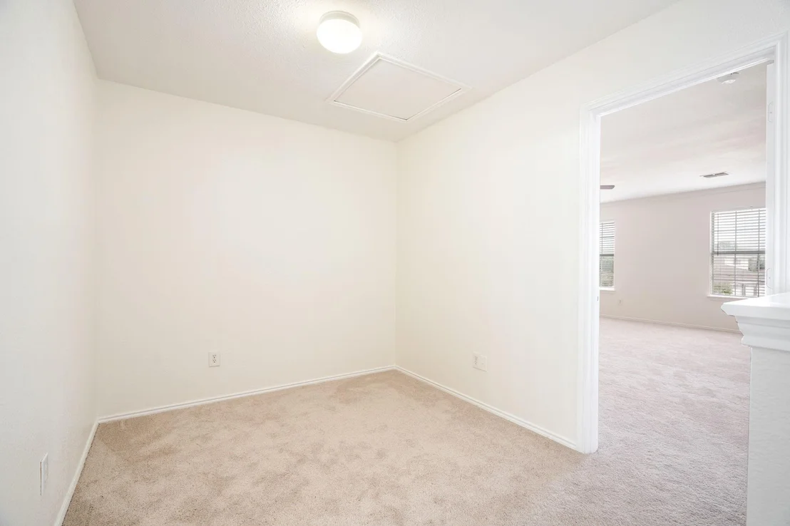 Photo of 1626 White Oak Road