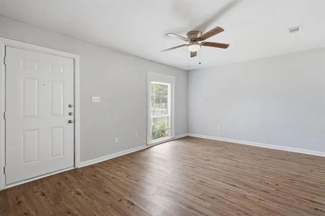 Photo of 1450 Holcomb Road