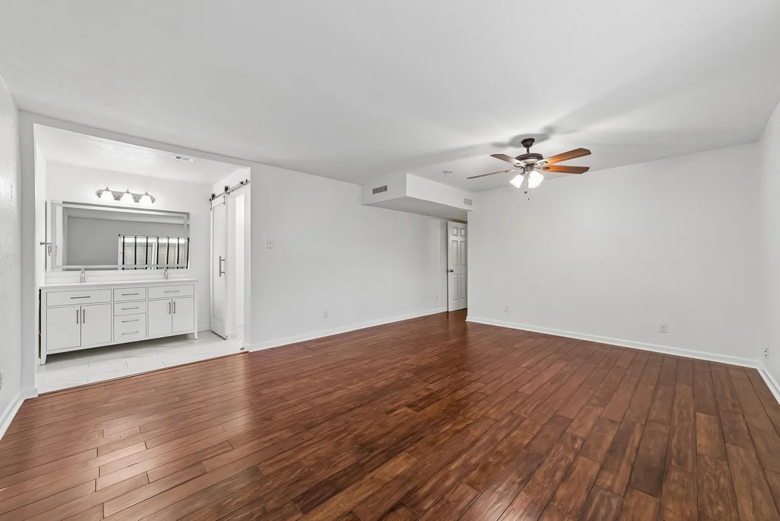 Photo of 10239 Green Ash Road