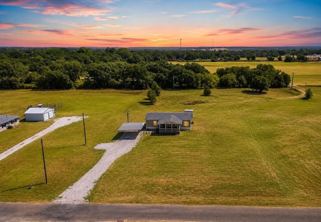 Photo of 316 Joanne Drive