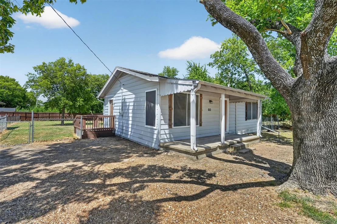 Photo of 610 Jefferson Avenue