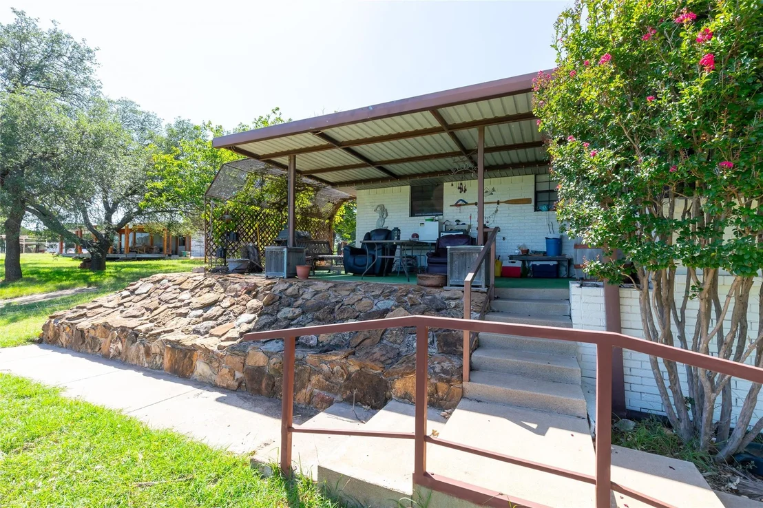 Photo of 659 Rocky Point Road