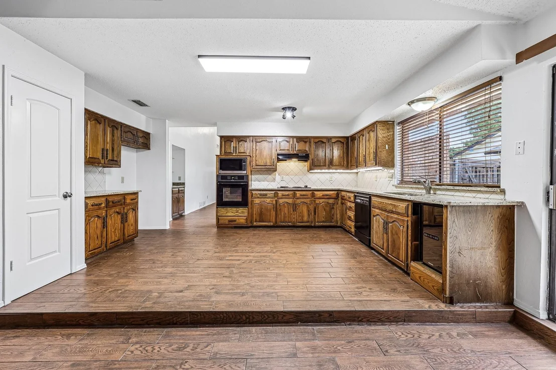 Photo of 4404 Cleveland Drive