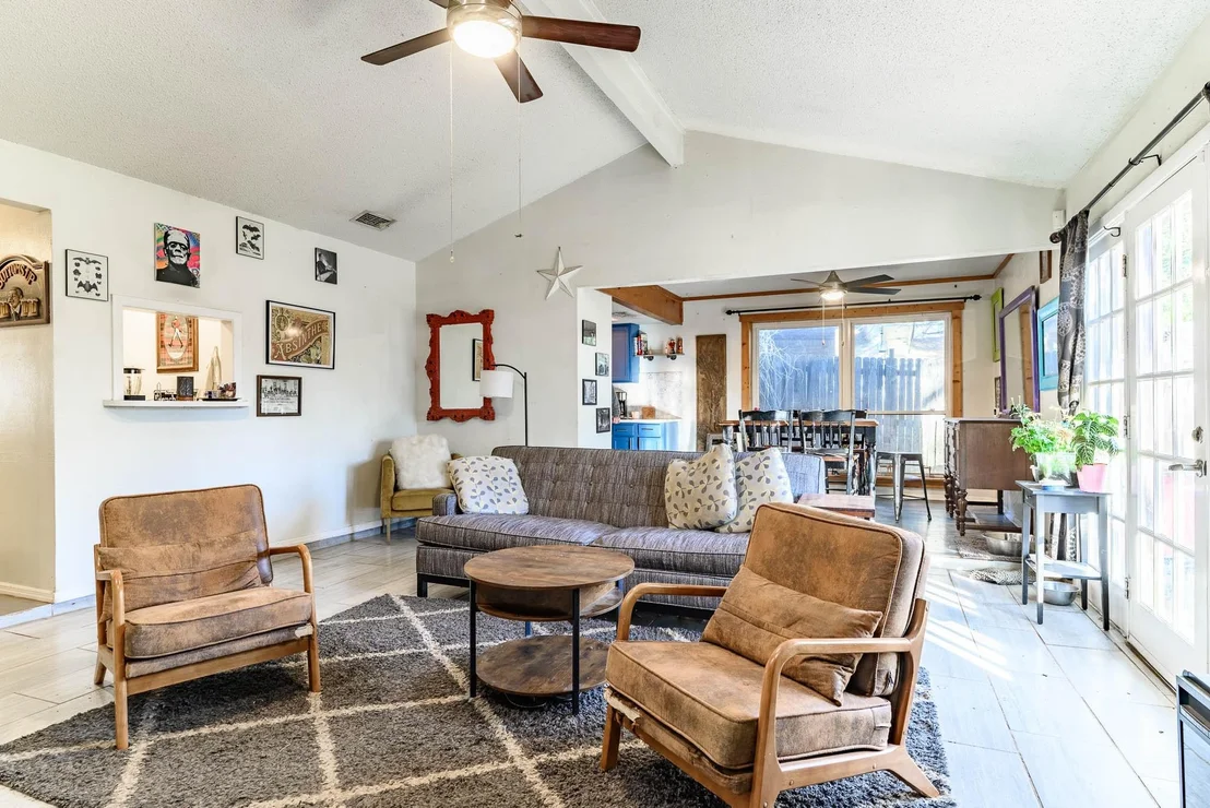 Photo of 2108 Warwick Drive