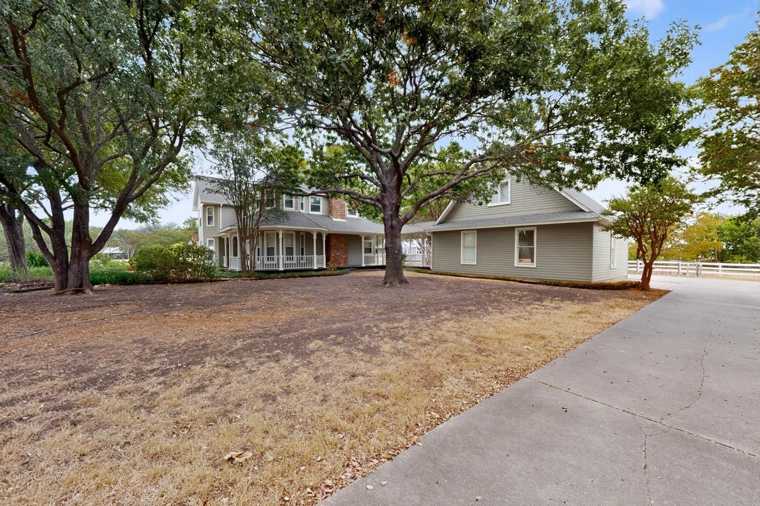Photo of 2 Trailridge Drive