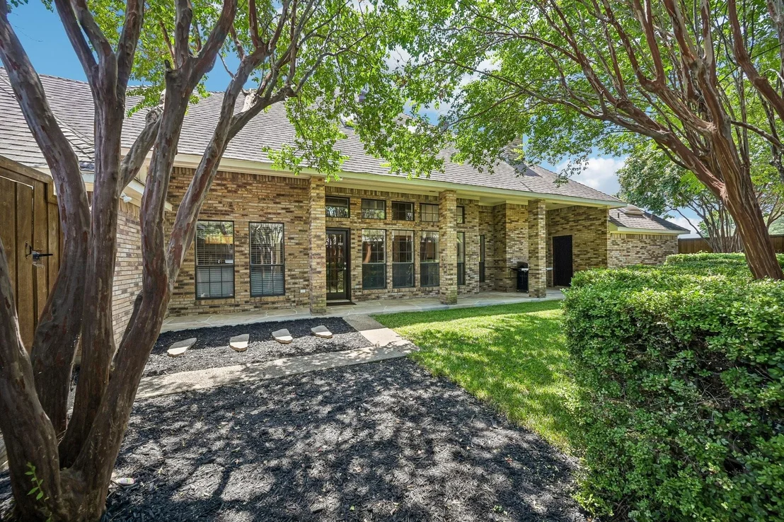 Photo of 925 Spring Brook Drive