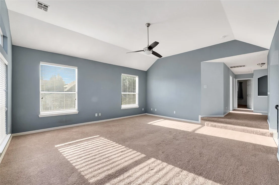 Photo of 2106 Hillside Drive
