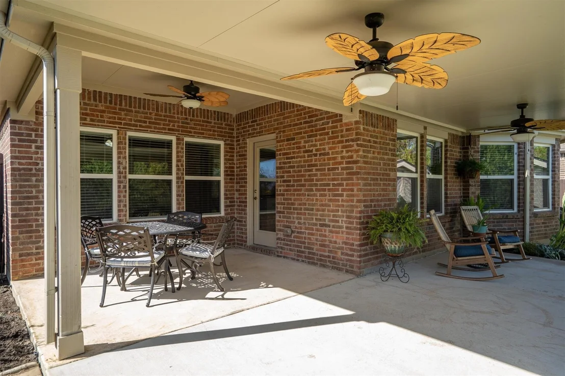 Photo of 6424 Roaring Creek