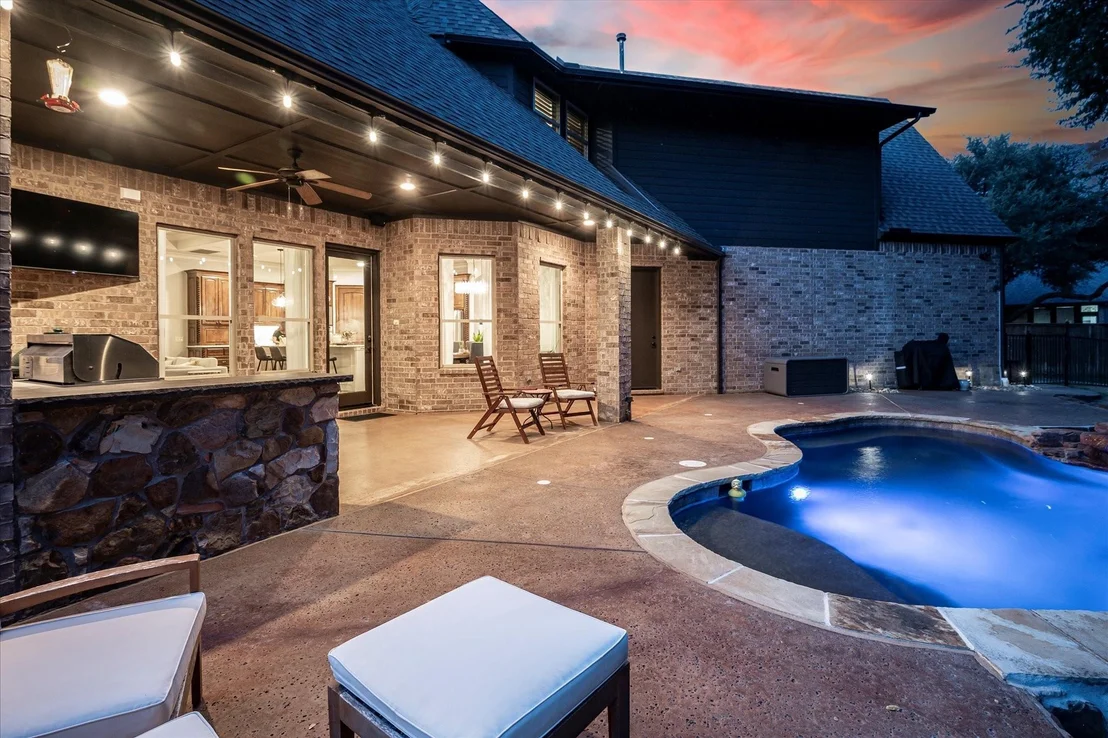 Photo of 512 Clear Vista Drive