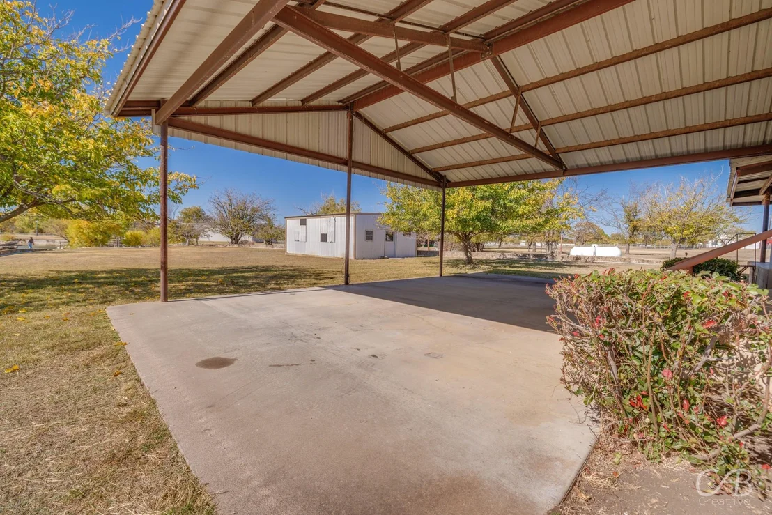 Photo of 155 Lakeview Drive