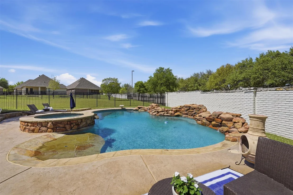 Photo of 9012 Reata West Drive