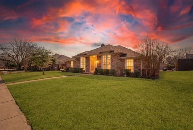 Photo of 2912 Shalimar Drive