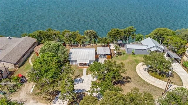 Photo of 111 Live Oak Drive