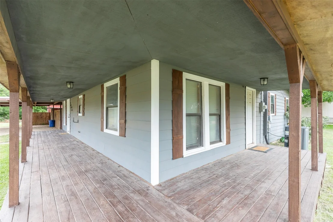Photo of 102 Scurry Avenue
