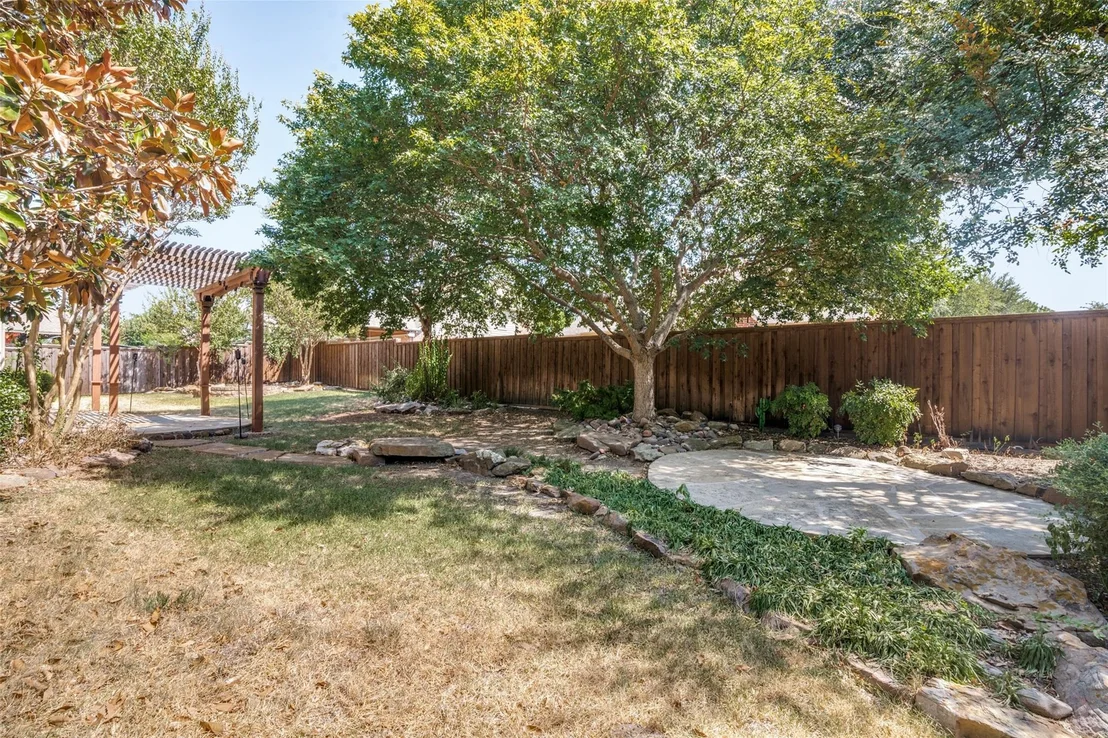Photo of 522 Oakhurst Drive