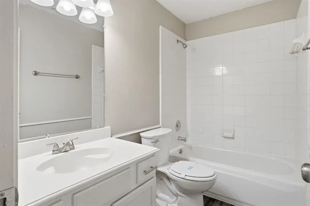 Photo of 915 Sea Shell Drive