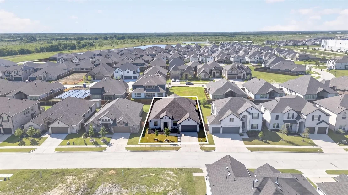 Photo of 1121 Alaska Drive