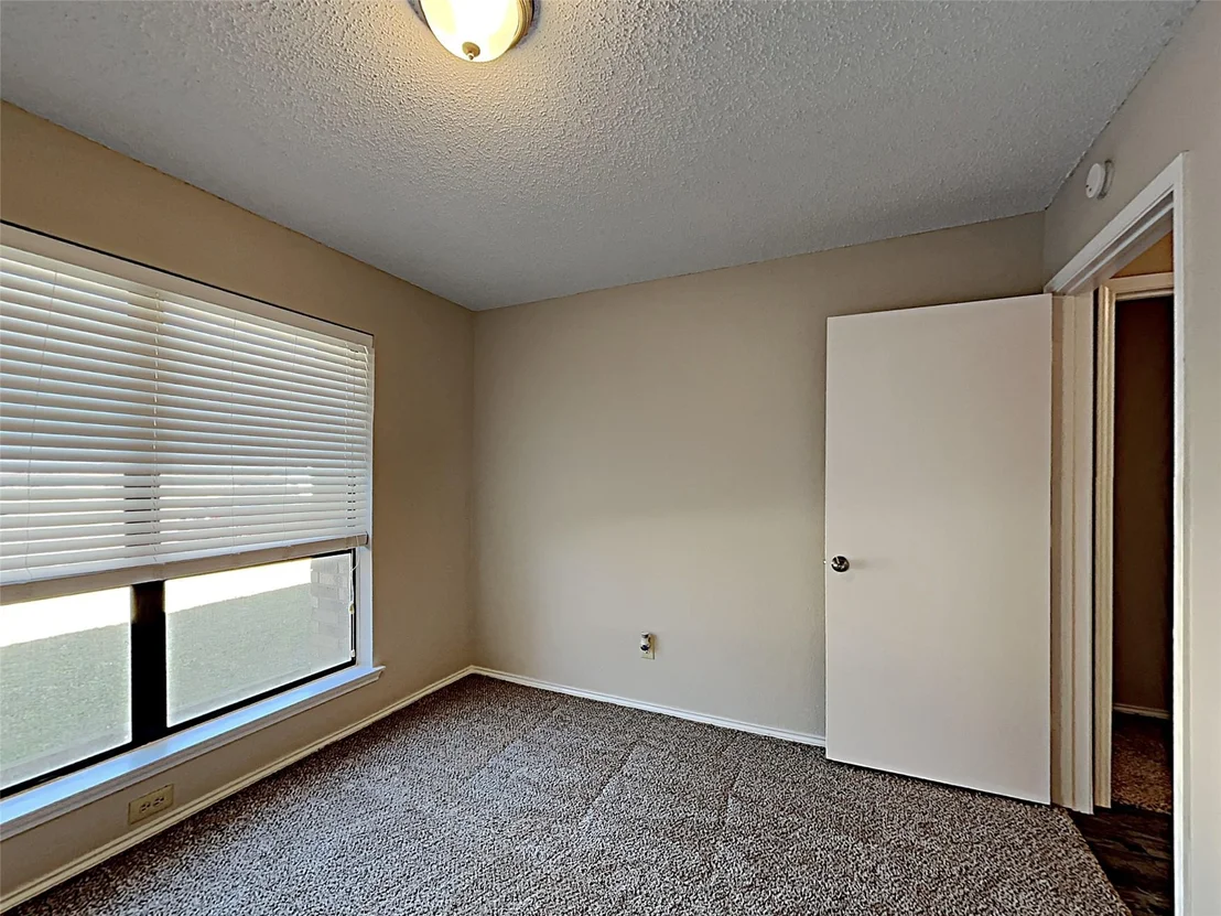 Photo of 3404 Vine Ridge