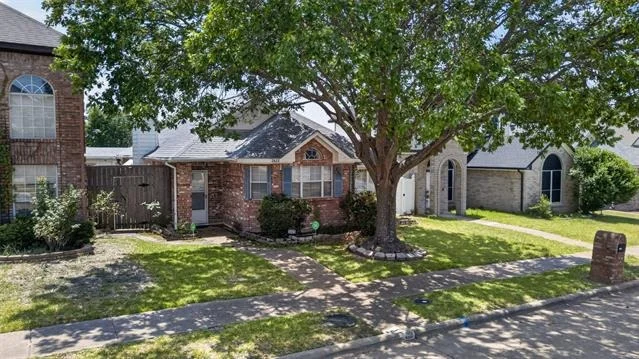 Photo of 2422 Weatherby Drive