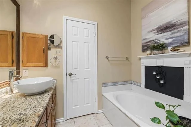 Photo of 3848 Dalston Lane