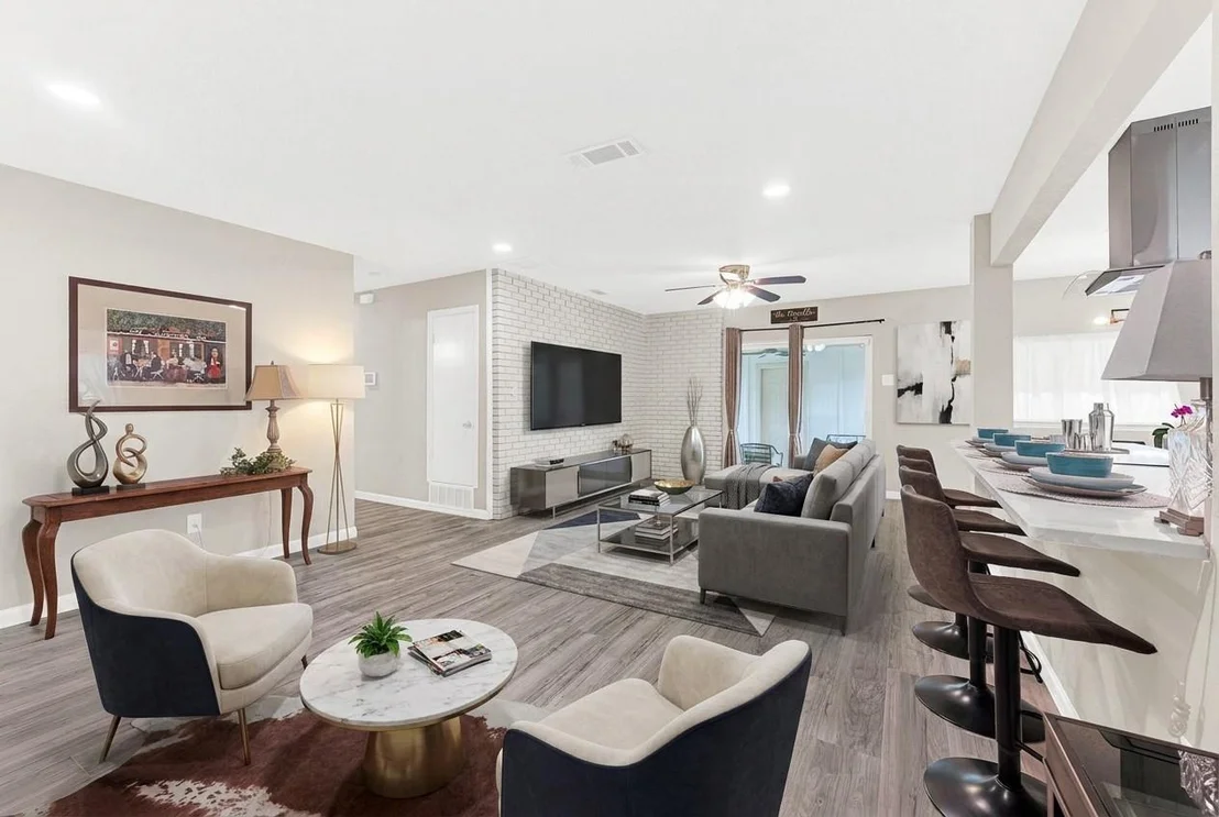 Photo of 745 Pinehurst Drive