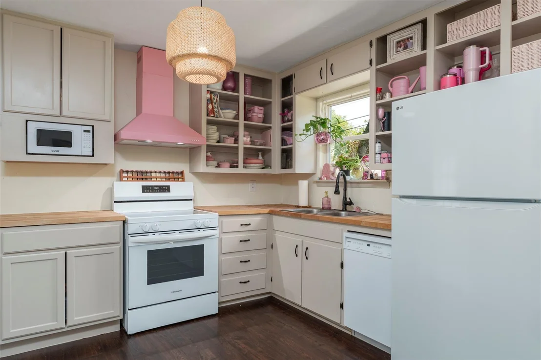 Photo of 805 Clover Park Drive