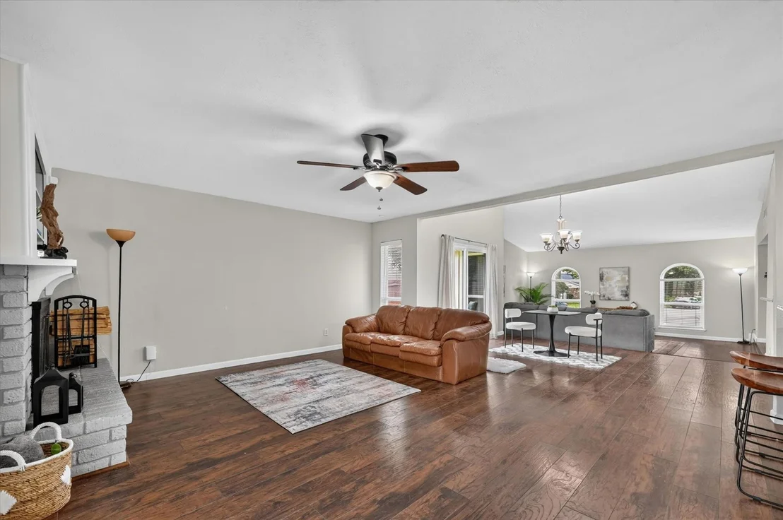 Photo of 2021 Emory Oak Drive