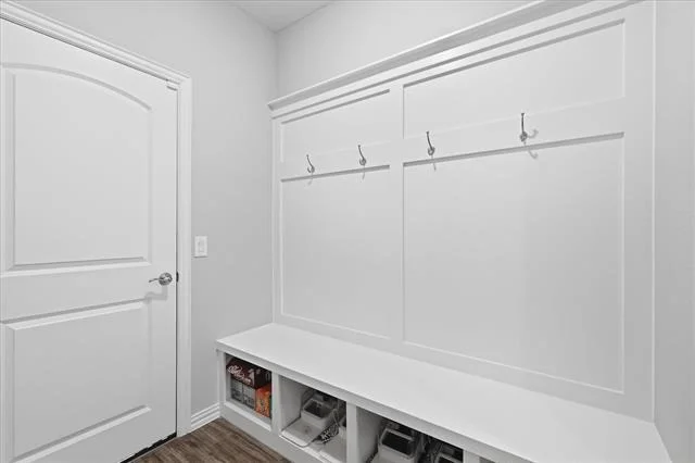 Photo of 825 Crest Breeze Drive
