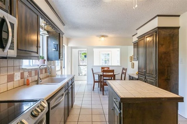 Photo of 617 Green Valley Drive