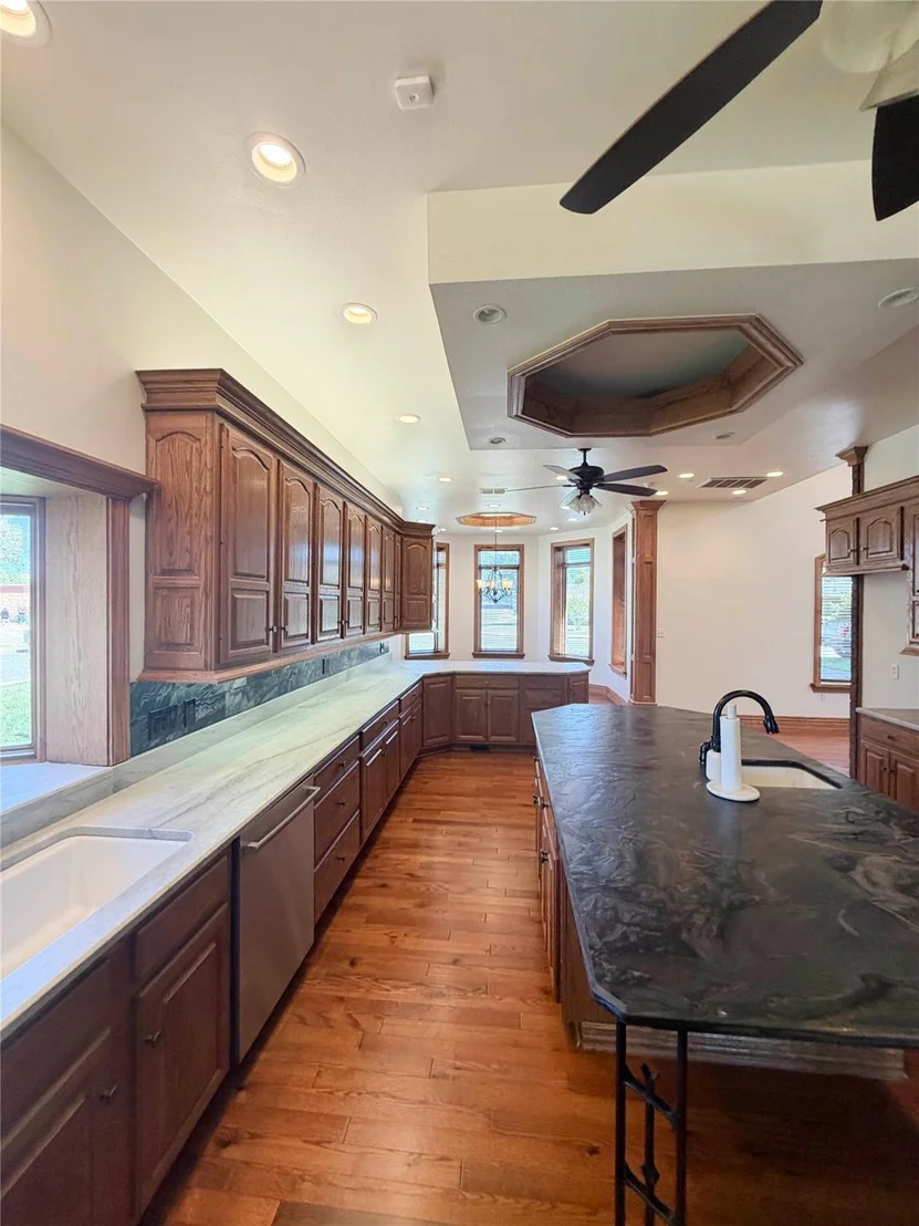 Photo of 5602 Orlando Avenue