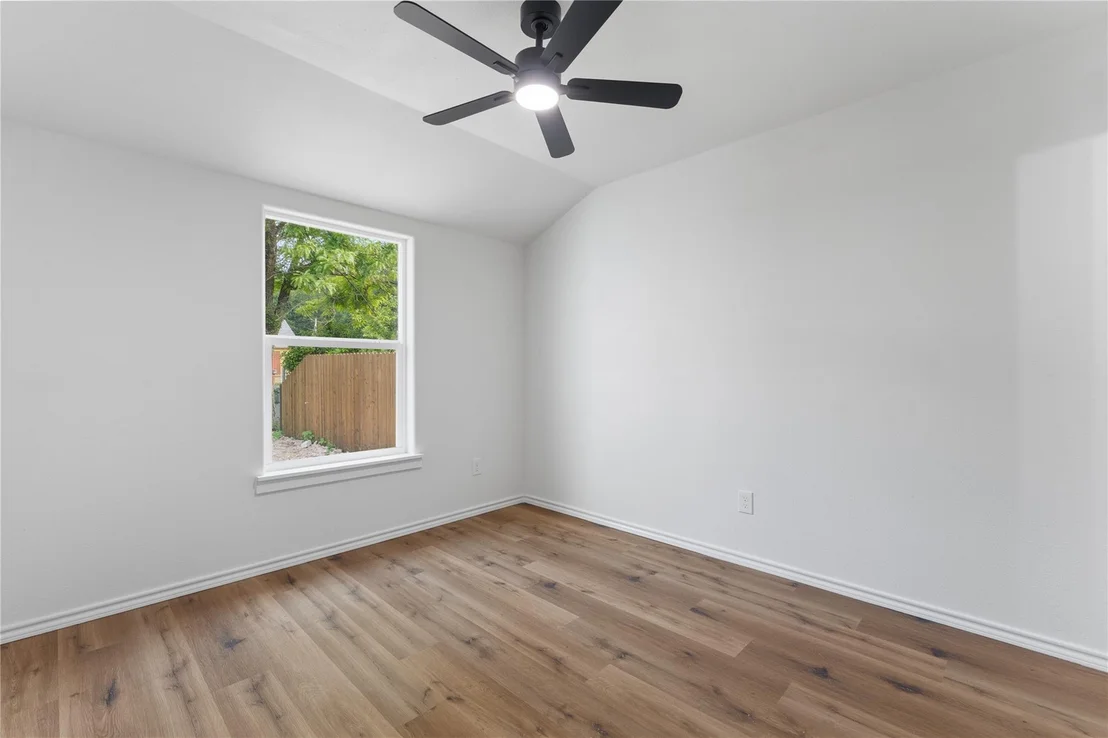 Photo of 2732 Mckenzie Avenue