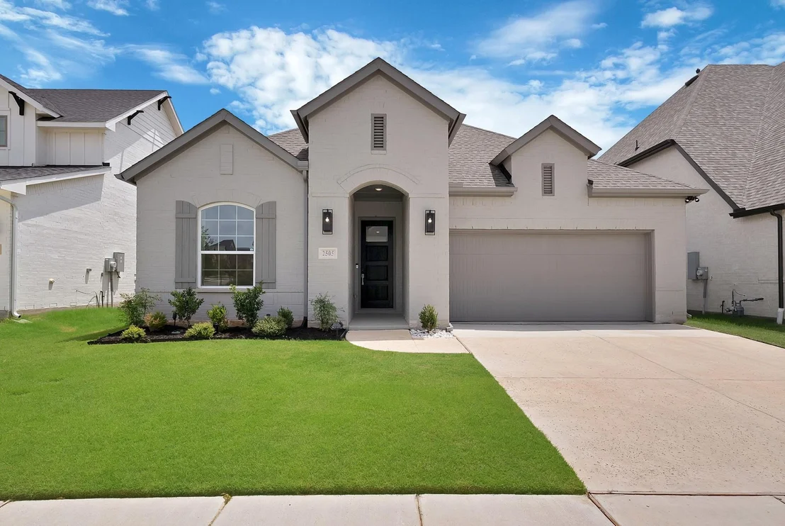Photo of 2505 Half Moon Way